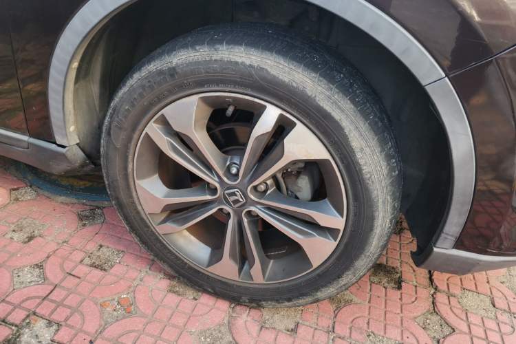 Used Luxgen U6 SUV 2014 1.8T Charm Version Right Front Wheel Hub