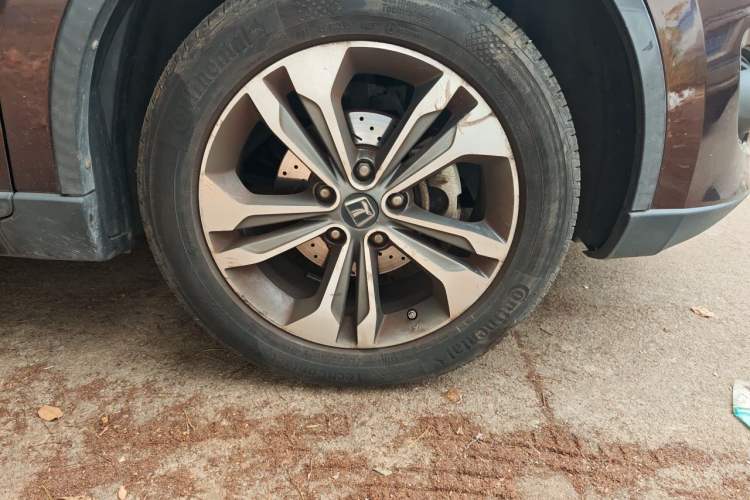 Used Luxgen U6 SUV 2014 1.8T Fashion Edition Right Front Wheel Hub