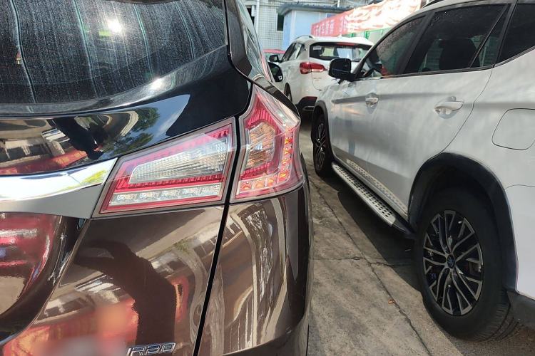 Used Luxgen U6 SUV 2014 1.8T Fashion Edition Right Rear Taillight