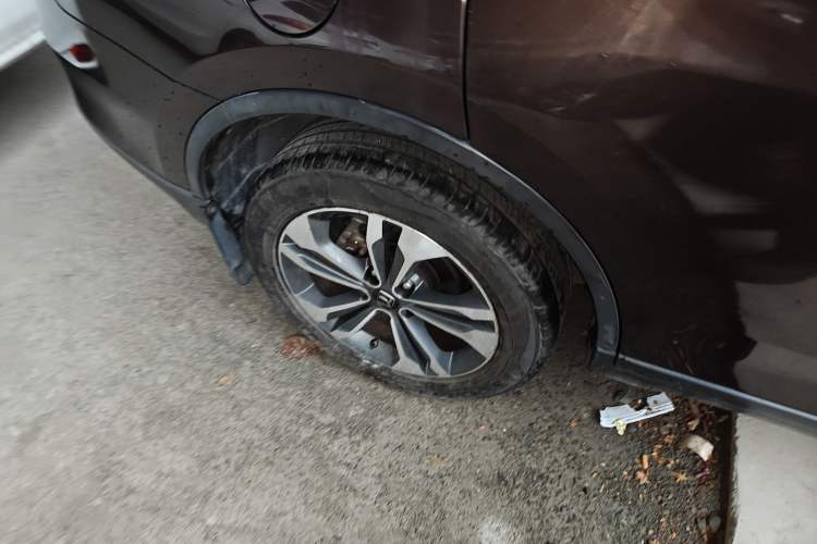 Used Luxgen U6 SUV 2014 1.8T ZhiZun Model Right Rear Wheel Hub