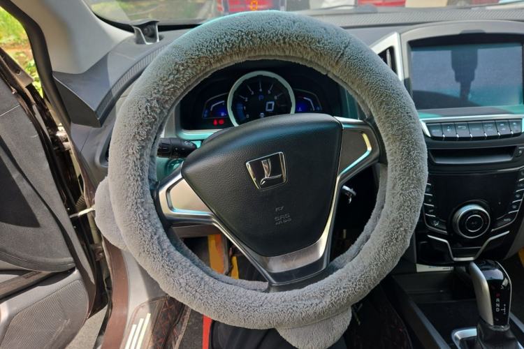 Used Luxgen U6 SUV 2014 1.8T Fashion Edition Steering Wheel