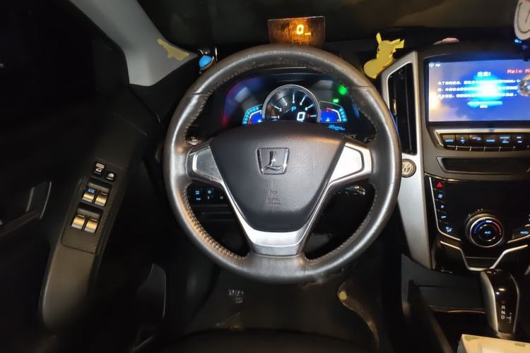 Used Luxgen U6 SUV 2014 1.8T Fashion Edition Steering Wheel