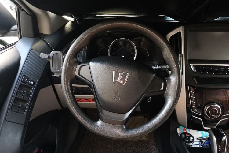 Used Luxgen U6 SUV 2014 1.8T Charm Version Steering Wheel