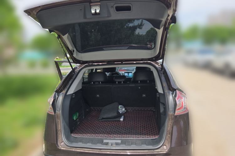 Used Luxgen U6 SUV 2014 1.8T Fashion Edition Trunk