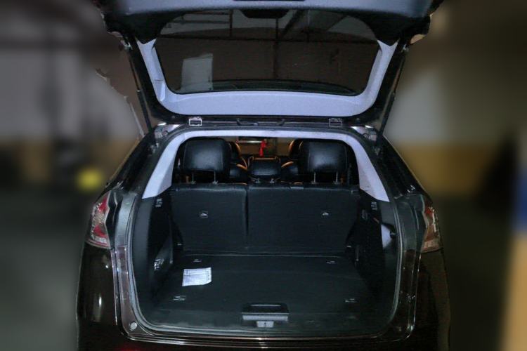 Used Luxgen U6 SUV 2014 1.8T Fashion Edition Trunk