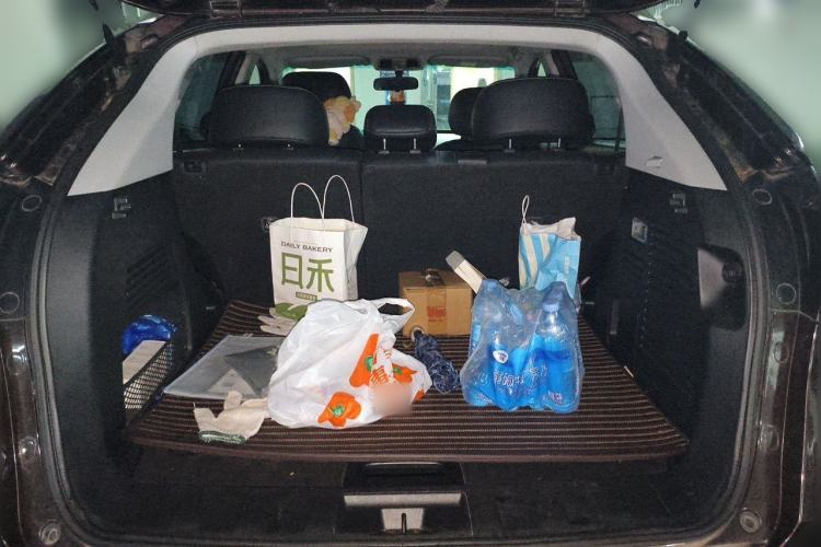 Used Luxgen U6 SUV 2014 1.8T Fashion Edition Trunk