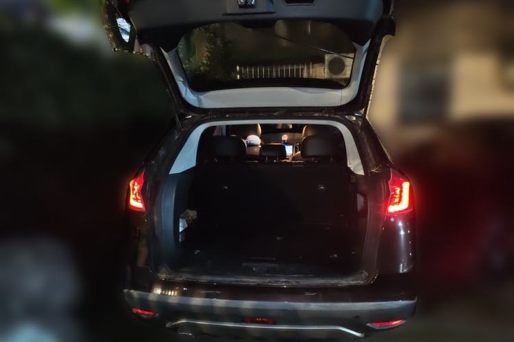 Used Luxgen U6 SUV 2014 1.8T Fashion Edition Trunk