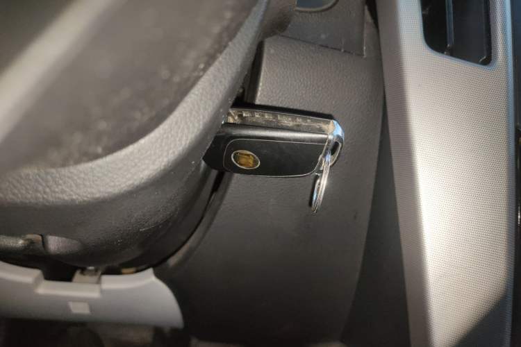 Used Luxgen U6 SUV 2014 1.8T Charm Version Vehicle Key