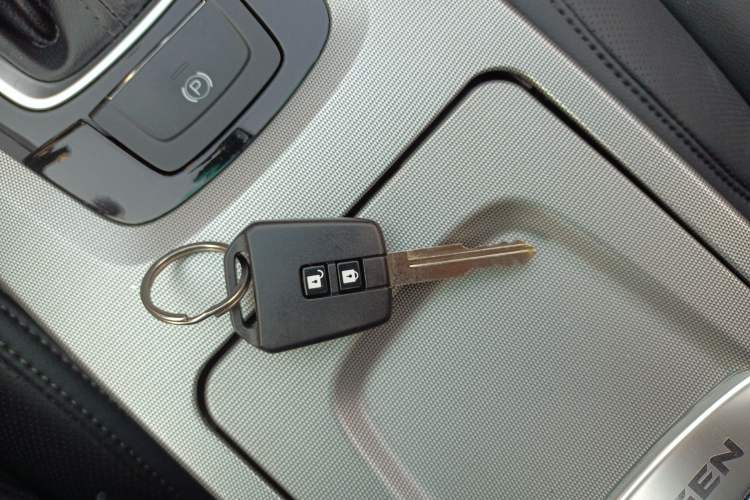 Used Luxgen U6 SUV 2014 1.8T Fashion Edition Vehicle Key