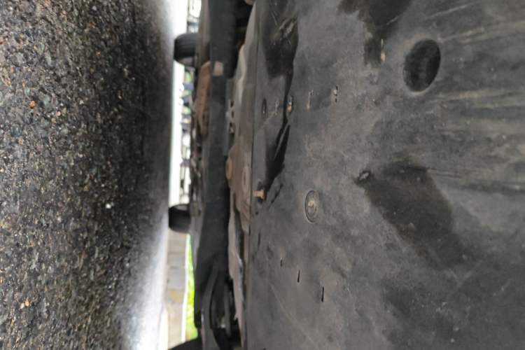 Used Luxgen U6 SUV 2014 1.8T ZhiZun Model Chassis Rear