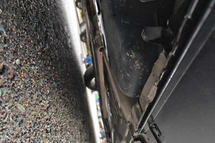 Used Luxgen U6 SUV 2014 1.8T ZhiZun Model Chassis Rear Right