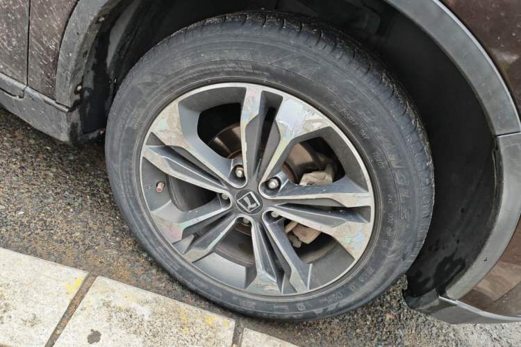 Used Luxgen U6 SUV 2014 1.8T ZhiZun Model Right Front Wheel Hub