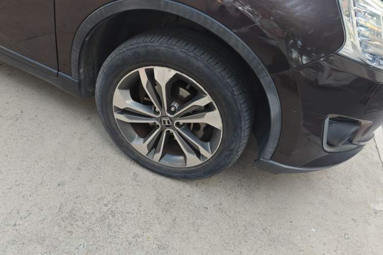Used Luxgen U6 SUV 2014 1.8T Fashion Edition Right Front Wheel Hub