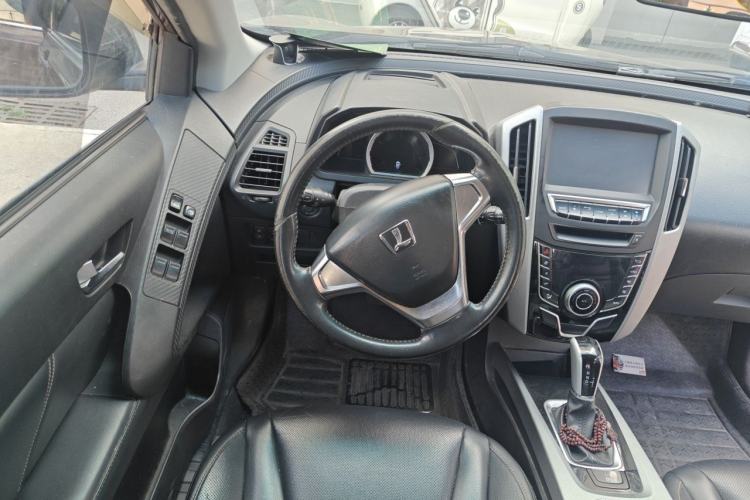Used Luxgen U6 SUV 2014 1.8T Fashion Edition Steering Wheel