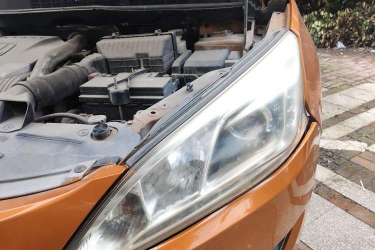 Used Luxgen U6 SUV 2014 1.8T Charm Version Engine Bay Left