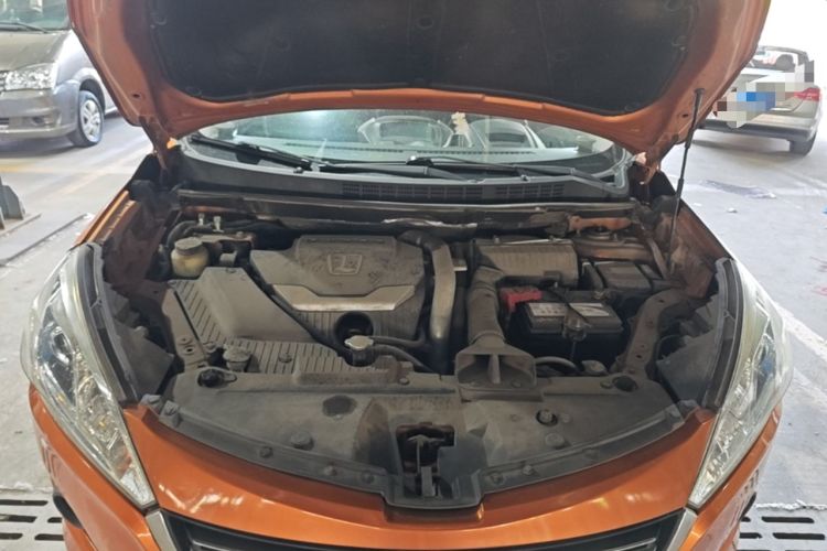 Used Luxgen U6 SUV 2014 1.8T Fashion Edition Engine Bay