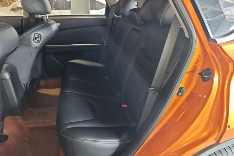 Used Luxgen U6 SUV 2014 1.8T Fashion Edition Left Rear Seat