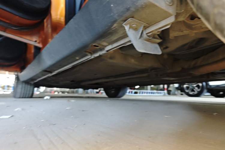 Used Luxgen U6 SUV 2014 1.8T Fashion Edition Left Side Sill