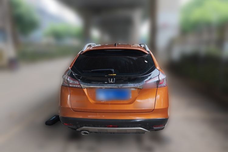 Used Luxgen U6 SUV 2014 1.8T ZhiZun Model Rear