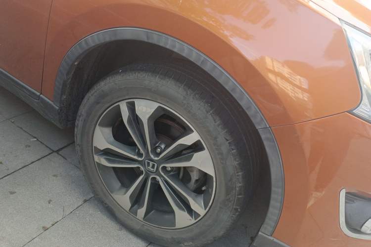 Used Luxgen U6 SUV 2014 1.8T Fashion Edition Right Front Wheel Hub