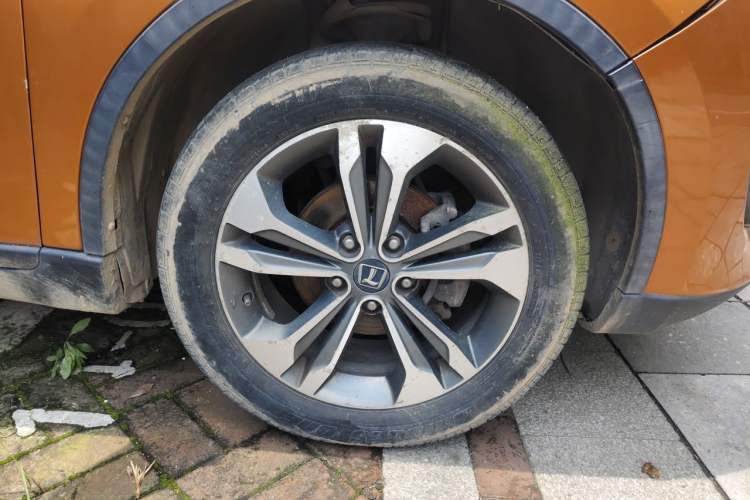 Used Luxgen U6 SUV 2014 1.8T Charm Version Right Front Wheel Hub