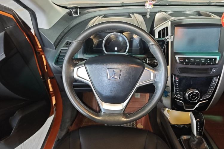 Used Luxgen U6 SUV 2014 1.8T Fashion Edition Steering Wheel