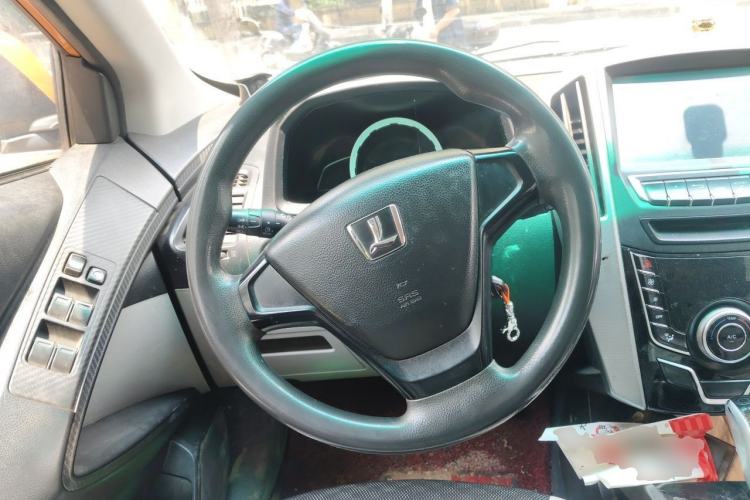 Used Luxgen U6 SUV 2014 1.8T Charm Version Steering Wheel