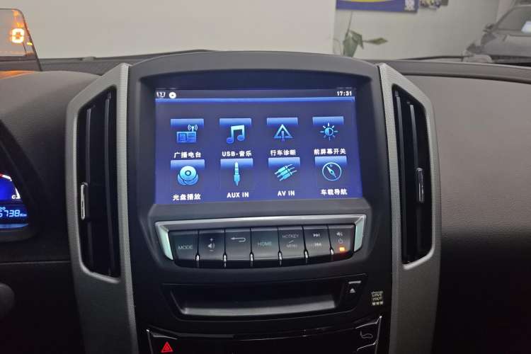 Used Luxgen U6 SUV 2014 1.8T Fashion Edition Audio And AC Panel