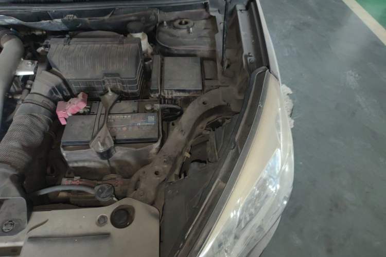 Used Luxgen U6 SUV 2014 1.8T Fashion Edition Engine Bay Left