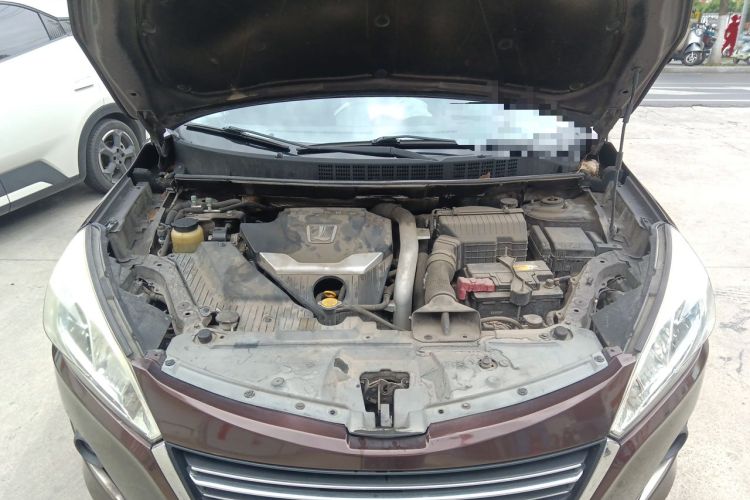 Used Luxgen U6 SUV 2014 1.8T Fashion Edition Engine Bay