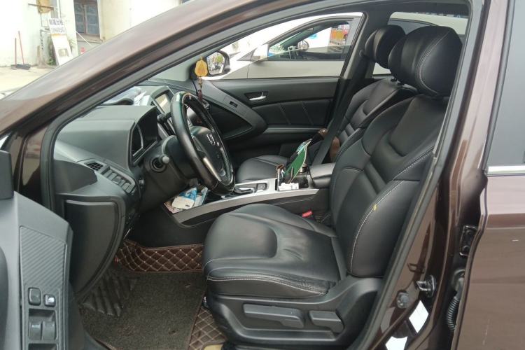 Used Luxgen U6 SUV 2014 1.8T Fashion Edition Left Front Seat