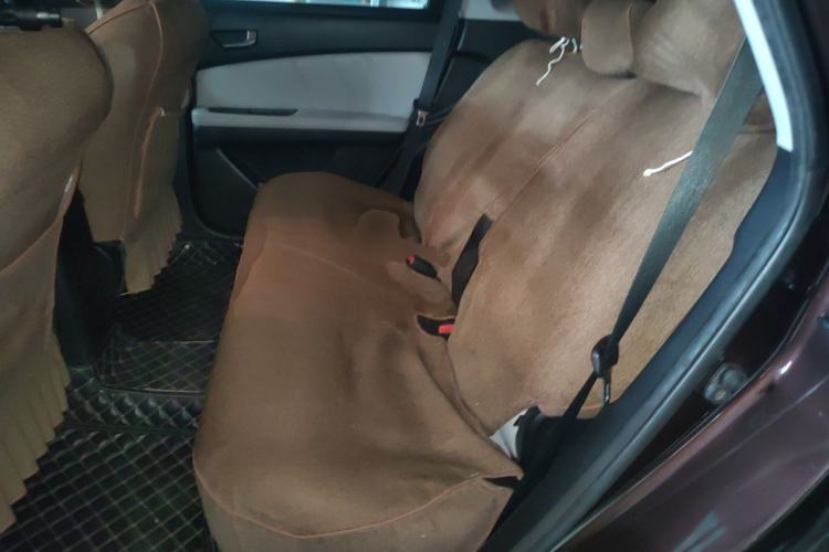 Used Luxgen U6 SUV 2014 1.8T Fashion Edition Left Rear Seat