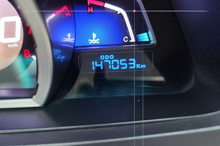 Used Luxgen U6 SUV 2014 1.8T Fashion Edition Odometer Close Up