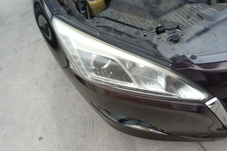 Used Luxgen U6 SUV 2014 1.8T Fashion Edition Right Front Headlight