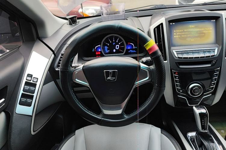 Used Luxgen U6 SUV 2014 1.8T Fashion Edition Steering Wheel