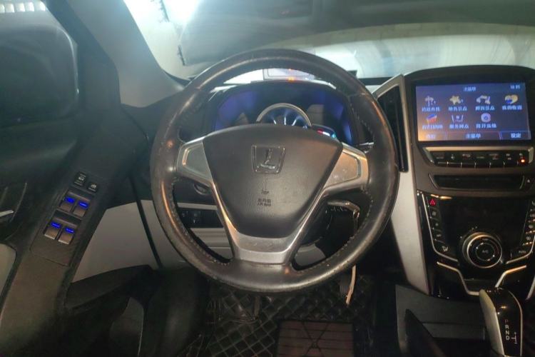 Used Luxgen U6 SUV 2014 1.8T Fashion Edition Steering Wheel