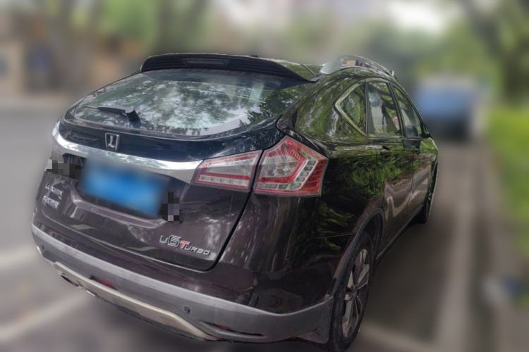 Used Luxgen U6 SUV 2014 1.8T Fashion Edition Rear Right 45 Deg
