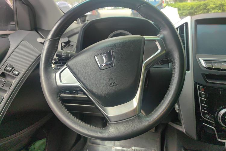 Used Luxgen U6 SUV 2014 1.8T Fashion Edition Steering Wheel