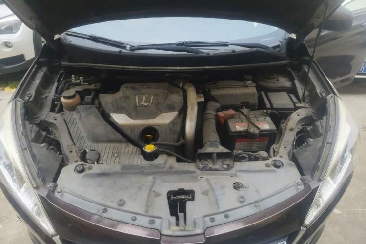 Used Luxgen U6 SUV 2014 1.8T Fashion Edition Engine Bay