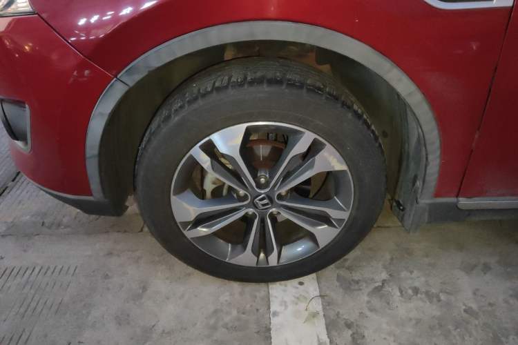 Used Luxgen U6 SUV 2014 1.8T Charm Version Exterior 7