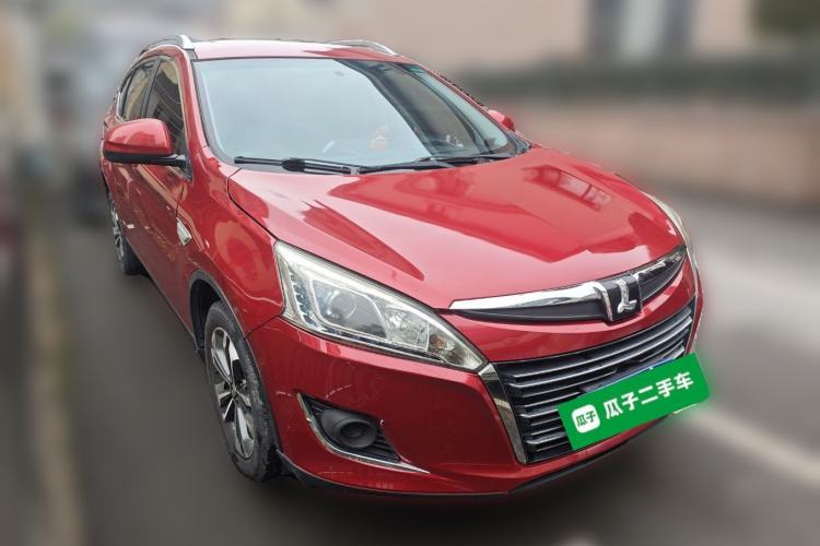 Used Luxgen U6 SUV 2014 1.8T Fashion Edition Front Right 45 Deg