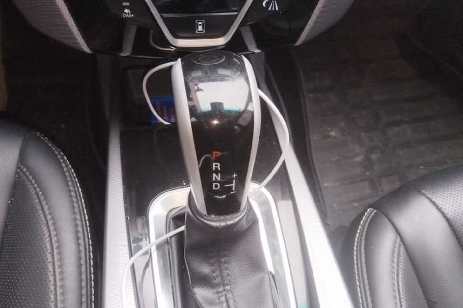 Used Luxgen U6 SUV 2014 2.0T Flagship Edition Gear Lever
