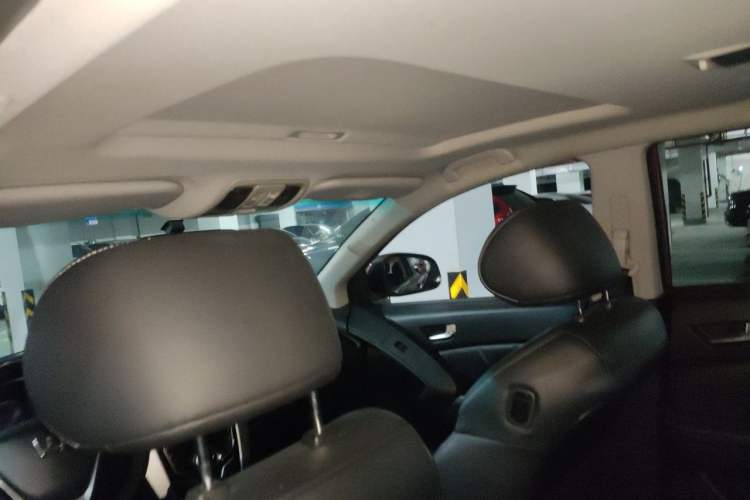 Used Luxgen U6 SUV 2014 1.8T Fashion Edition Headliner
