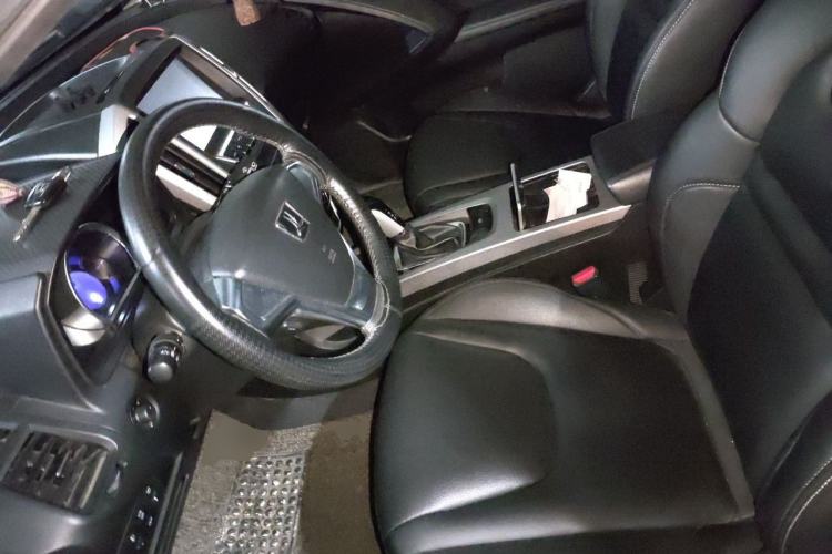 Used Luxgen U6 SUV 2014 1.8T Fashion Edition Left Front Seat
