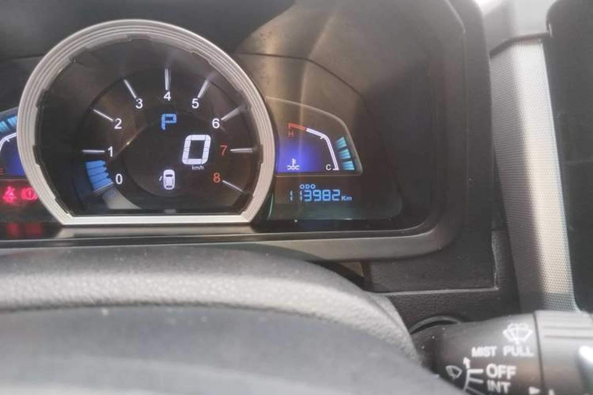 Used Luxgen U6 SUV 2014 2.0T Flagship Edition Odometer Close Up