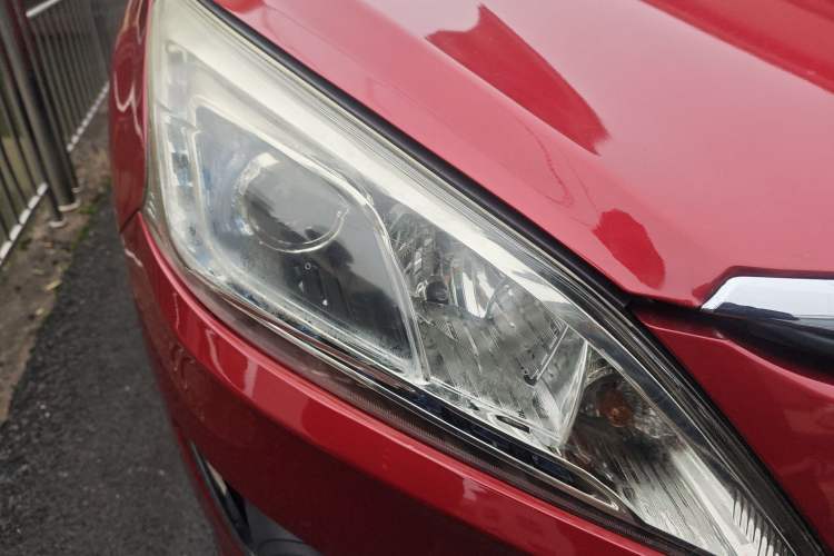 Used Luxgen U6 SUV 2014 1.8T Fashion Edition Right Front Headlight