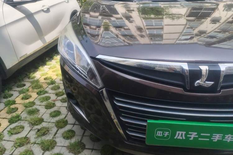 Used Luxgen U6 SUV 2014 1.8T Fashion Edition Right Front Headlight