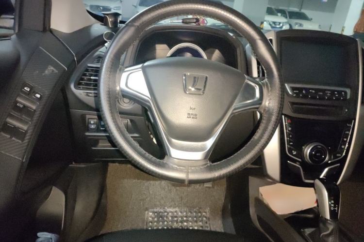 Used Luxgen U6 SUV 2014 1.8T Fashion Edition Steering Wheel