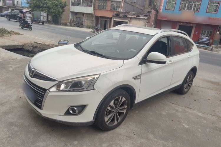 Used Luxgen U6 SUV 2014 2.0T ZhiZun Model Guazi used car, China used car export, Used car for sale, Used cars, Cheapest cars for sale