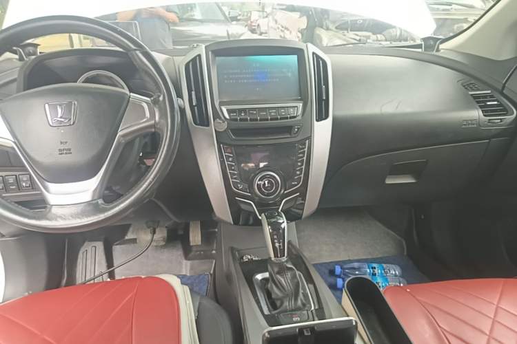 Used Luxgen U6 SUV 2014 1.8T Fashion Edition Audio And AC Panel